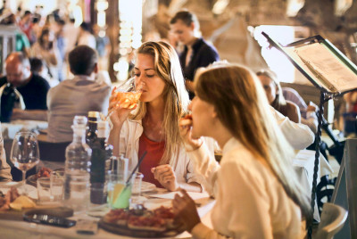 Hotel de carretera con restaurante